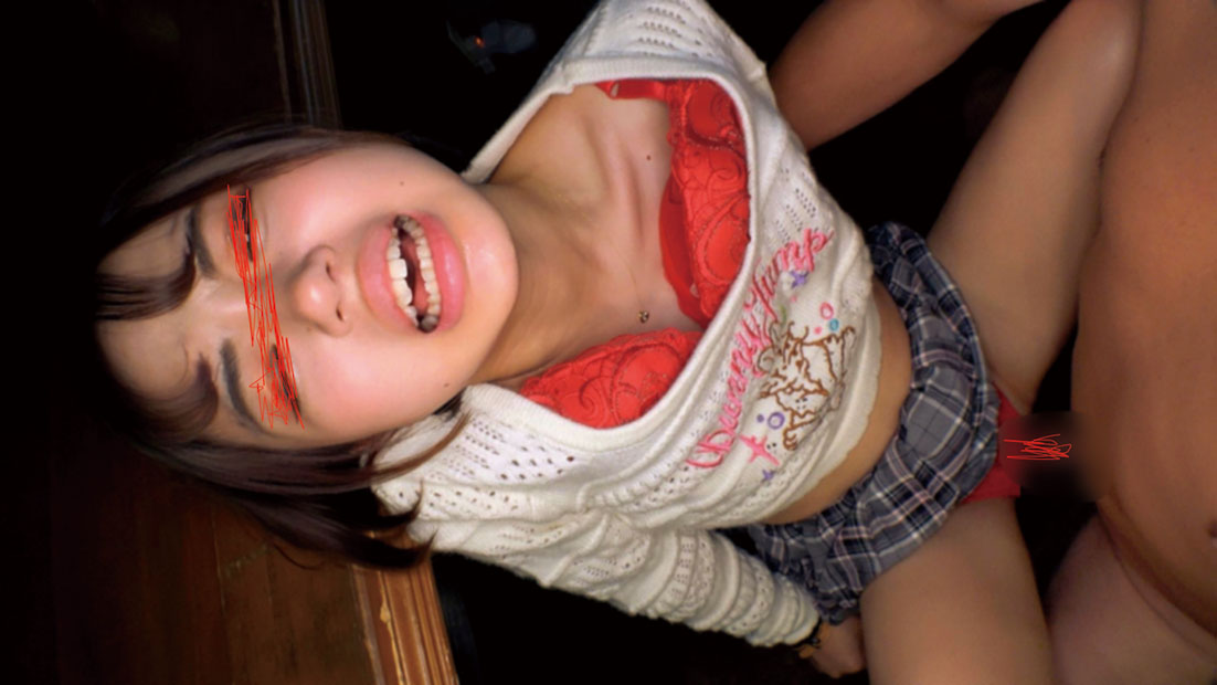 〔非コンプラ動画(57)〕ライブハウスバンギャ痴●　※池袋※D※E（身長145cm前後、小柄、ボブヘア)